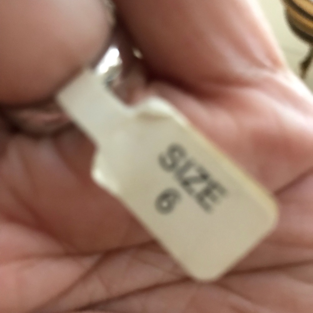 Beautiful Silver Ring Was Nice Store - image 2